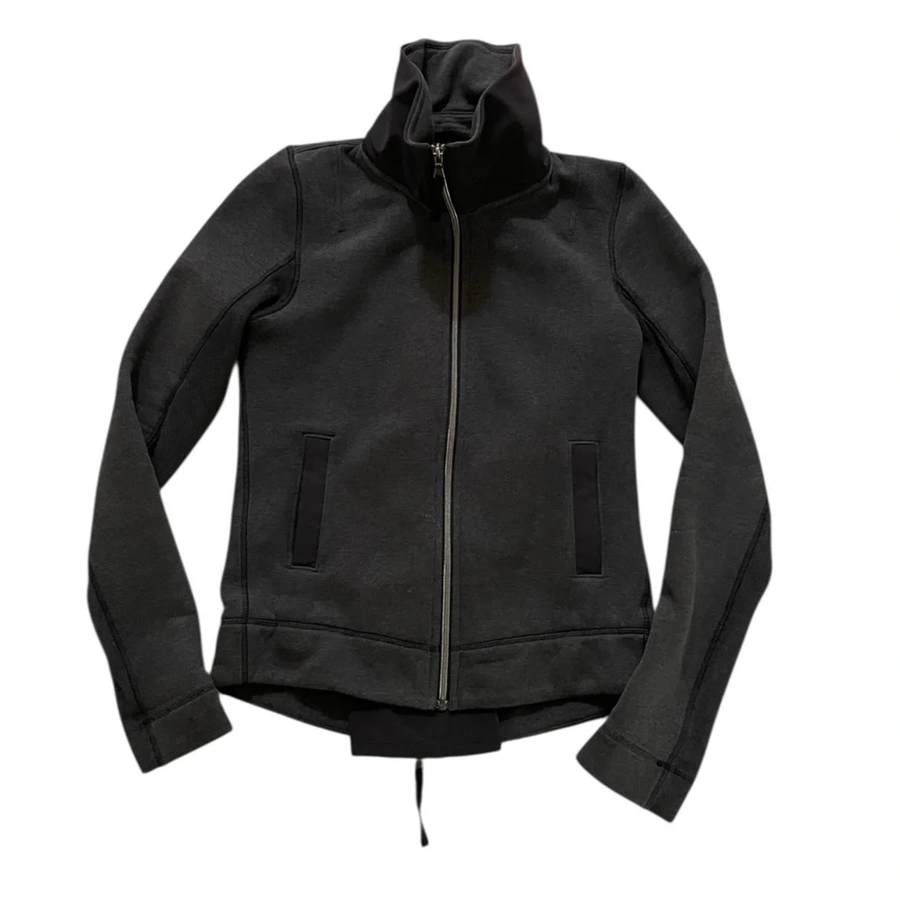 Lululemon En Route Grey Black Zippered Jacket